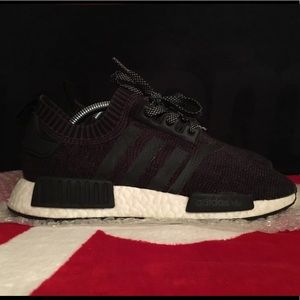 Adidas NMD R1 winter wools R1 size 8 Black VNDS